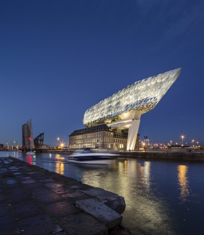 photo Boegly + Grazia - 2016-ZAHA HADID-antwerp-SITE-17
