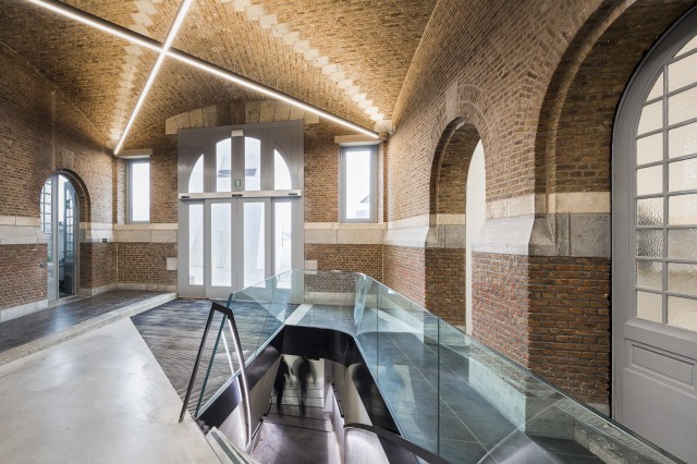 photo Boegly + Grazia - 2016-ZAHA HADID-antwerp-SITE-32