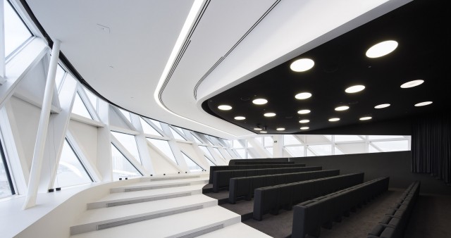 photo Boegly + Grazia - 2016-ZAHA HADID-antwerp-SITE-05